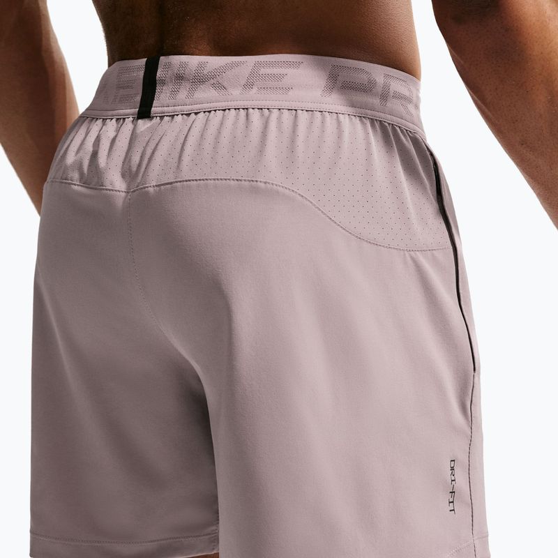Шорти чоловічі Nike Pro Training Dri-Fit 6" light violet ore/black 6