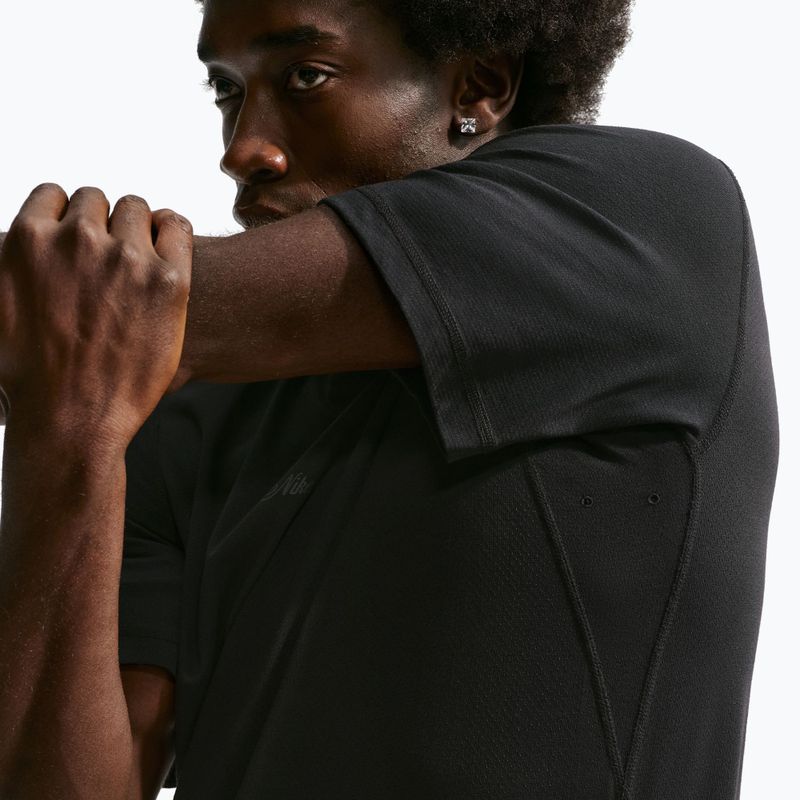 Чоловіча тренувальна футболка Nike Primary N.A.C. black/dark smoke grey 5