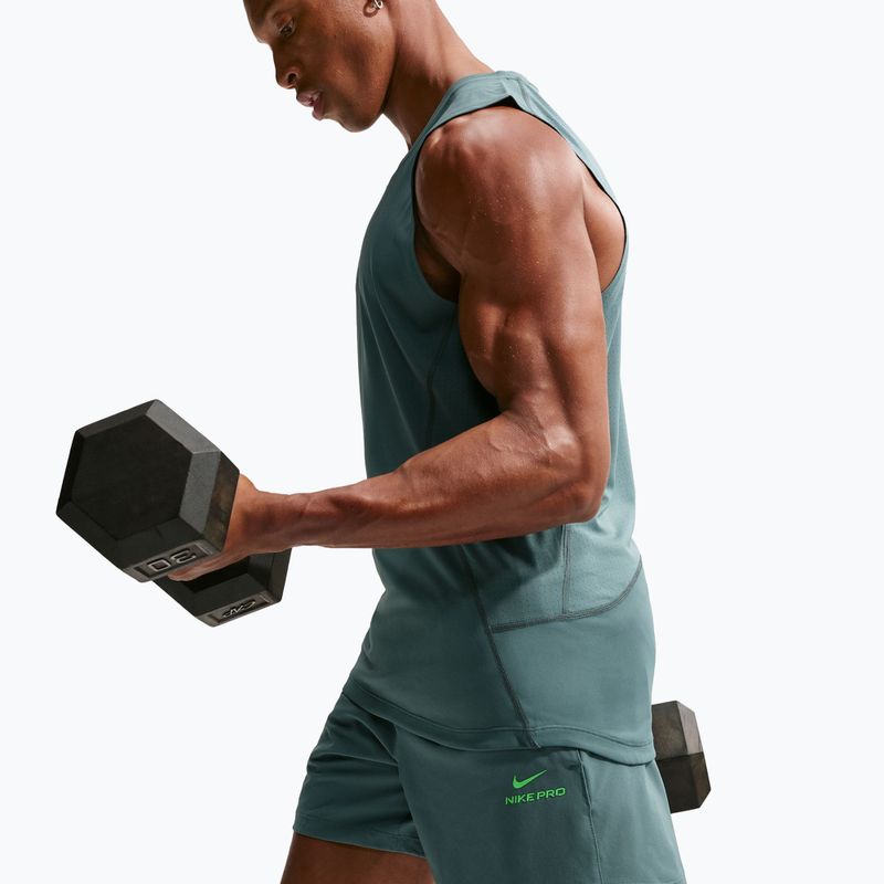 Шорти чоловічі Nike Pro Training Dri-Fit 6" mineral slate/green strike 6