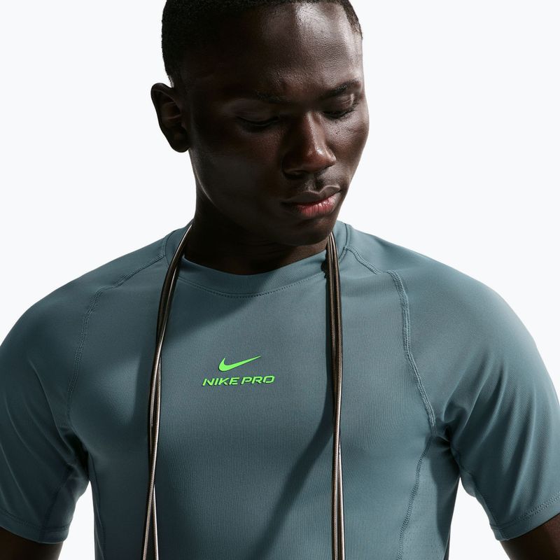 Футболка для тренувань чоловіча Nike Pro Training Dri-Fit mineral slate/green strike 6