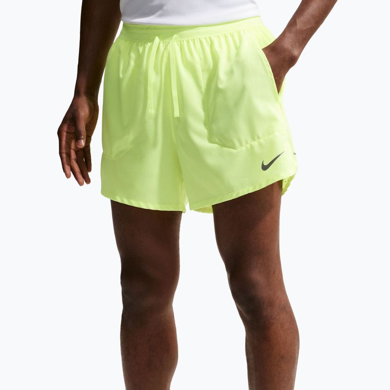 Чоловічі шорти Nike Stride Dri-Fit Brief-Lined 5" volt ice 4