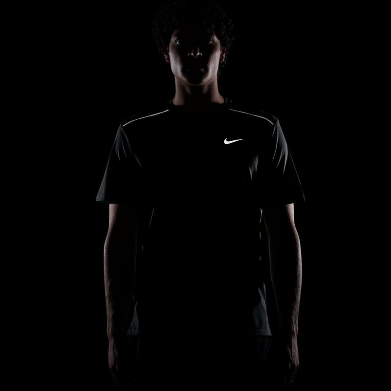 Футболка для бігу чоловіча Nike Miler Dri-Fit UV smoke grey 8