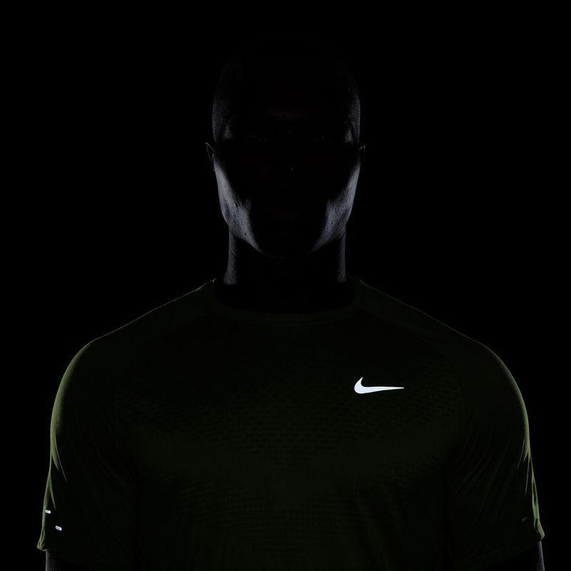 Чоловіча бігова футболка Nike Stride ADV volt ice 7
