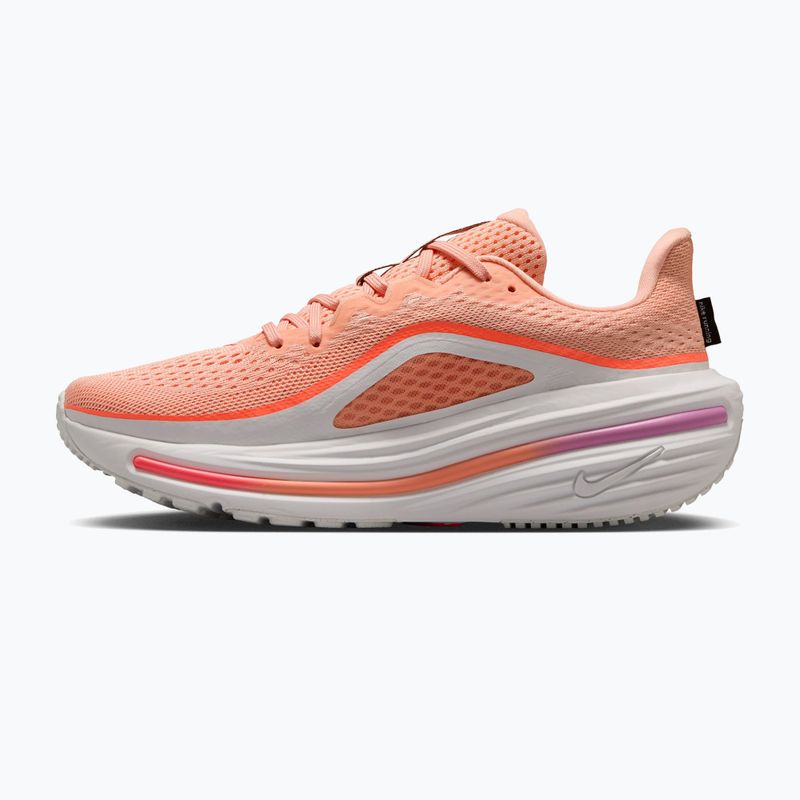 Кросівки для бігу жіночі Nike Winflo 12 arctic orange/summit white/flash crimson 2