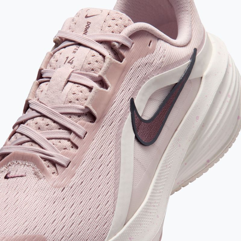 Кросівки для бігу жіночі Nike Downshifter 14 SE silt red/tattoo-particle rose-phantom 3