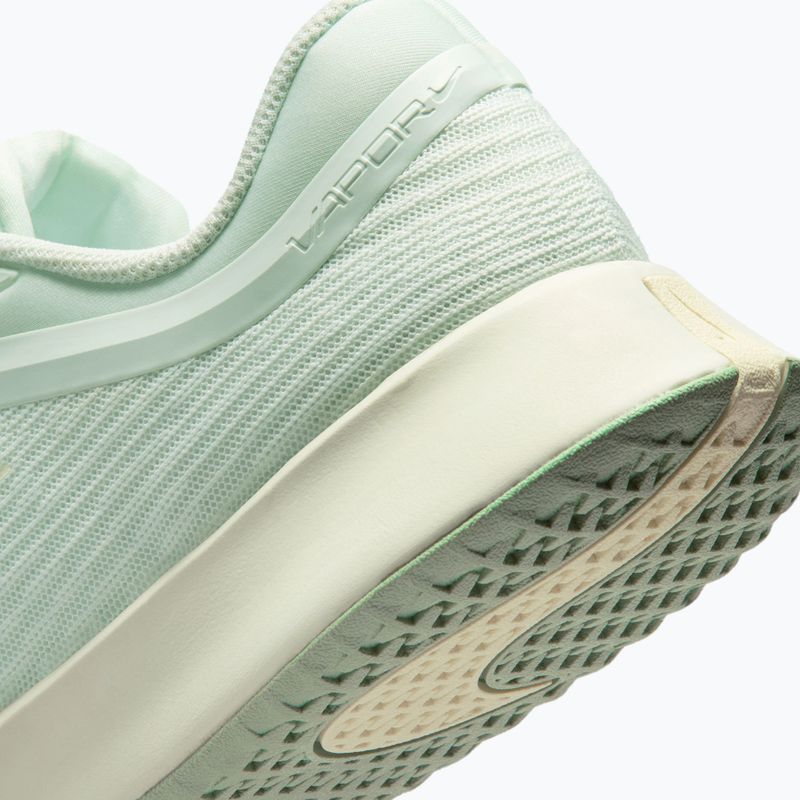 Жіноче тенісне взуття Nike Vapor Pro 3 barely green/sea glass/coconut milk 8