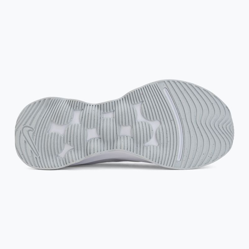 Взуття жіноче Nike Motiva 2 white/pure platinum/metallic silver 4