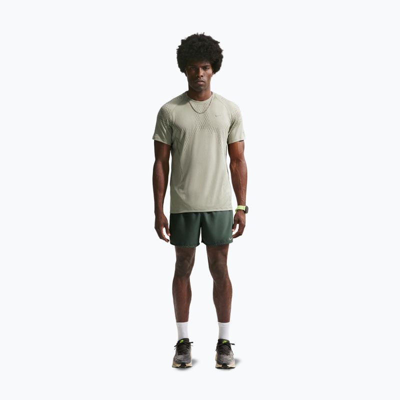 Футболка для бігу чоловіча Nike Stride Dri-Fit ADV spruce fog/light army 2