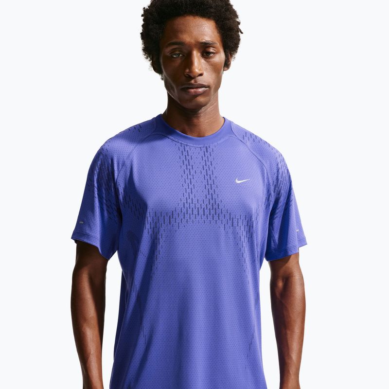Футболка для бігу чоловіча Nike Stride Dri-Fit ADV lapis/deep royal blue 4