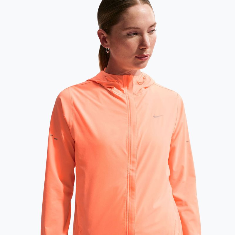Куртка для бігу жіноча Nike Swift Repel Packable orange pulse 4