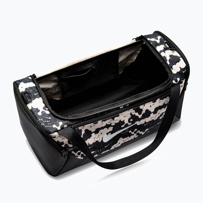 Сумка для тренувань Nike Brasilia Duffel Small 41 l chalk/black/white 4