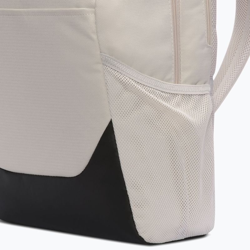 Рюкзак Nike Brasilia 24 l light bone/black/black 9