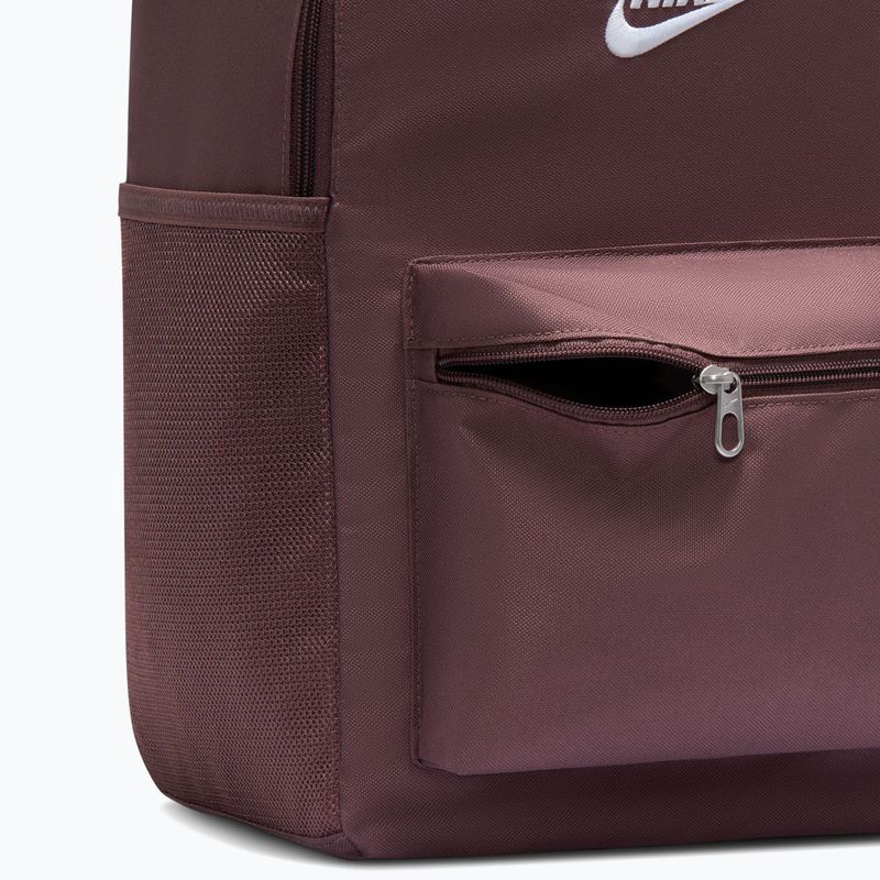 Рюкзак міський Nike Heritage 23 l tattoo/white 5