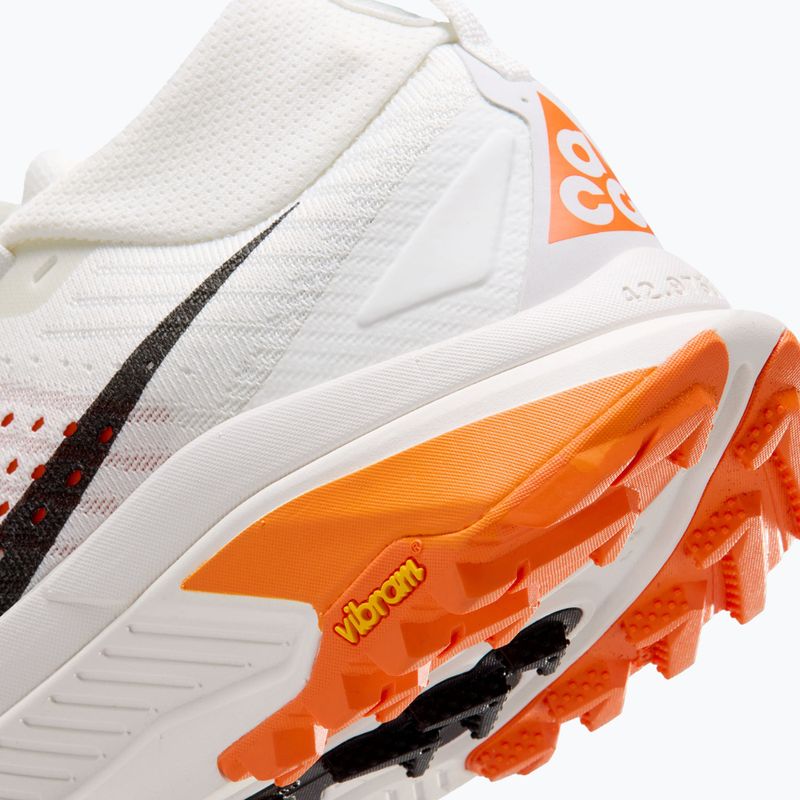 Кросівки для бігу жіночі Nike ACG Zegama summit white/phantom/safety orange/black 4
