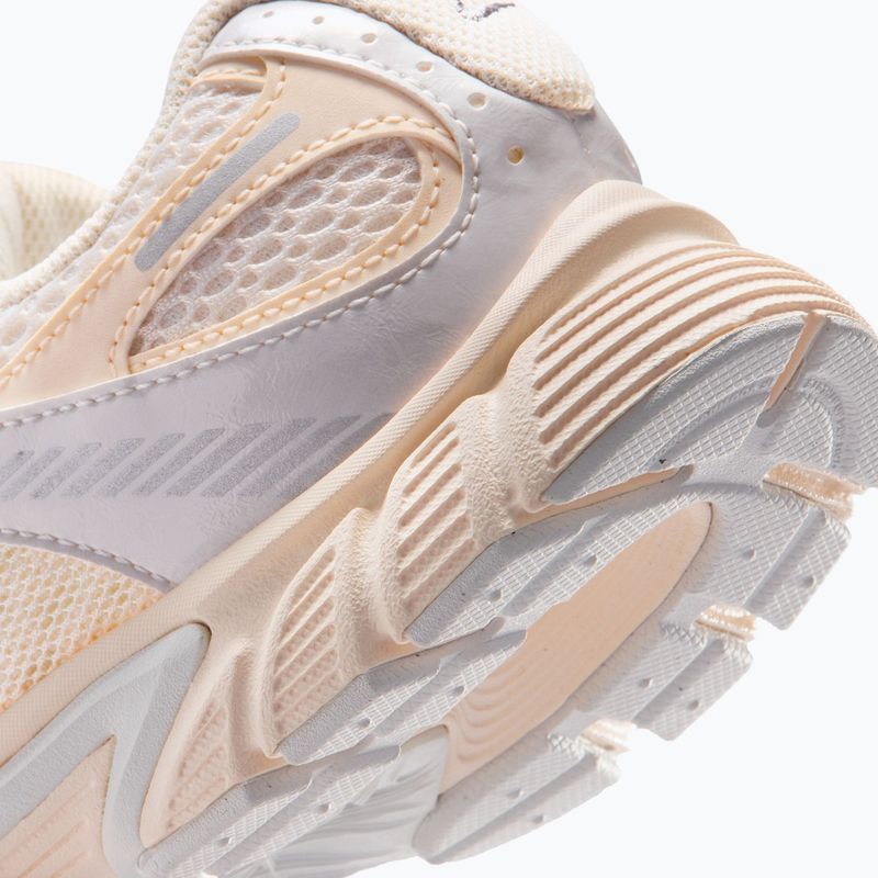 Взуття Nike V5 RNR chalk/sail/pencil point/chalk 4