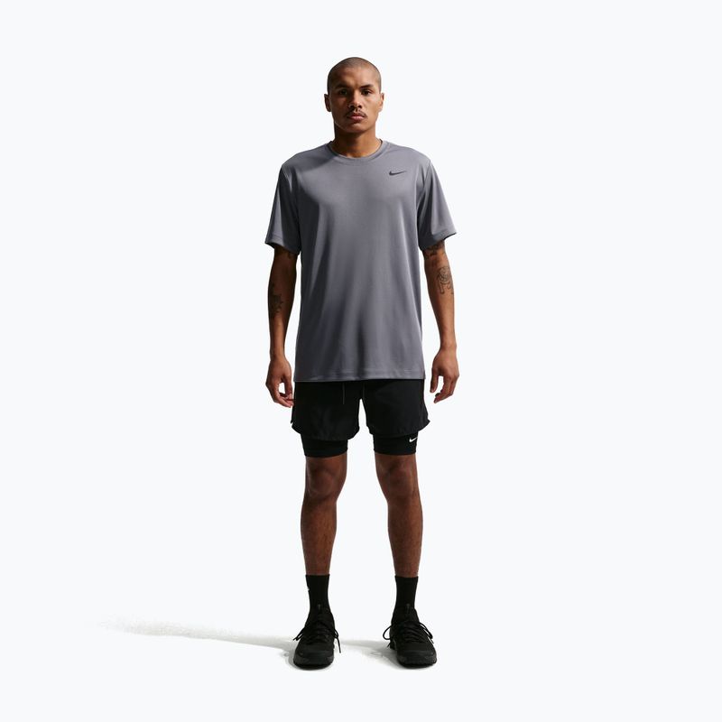 Футболка для тренувань чоловіча Nike Dri-FIT Training T-Shirt smoke grey/black 2