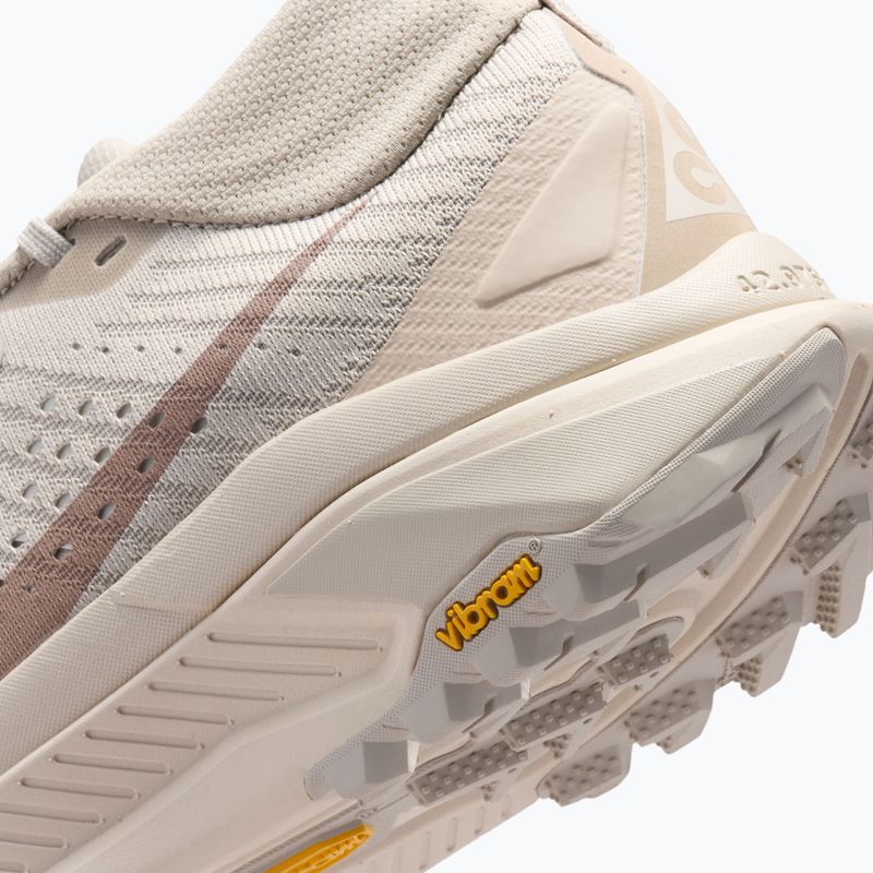 Кросівки для бігу жіночі Nike ACG Zegama cream ii/light orewood brown/diffused taupe 4