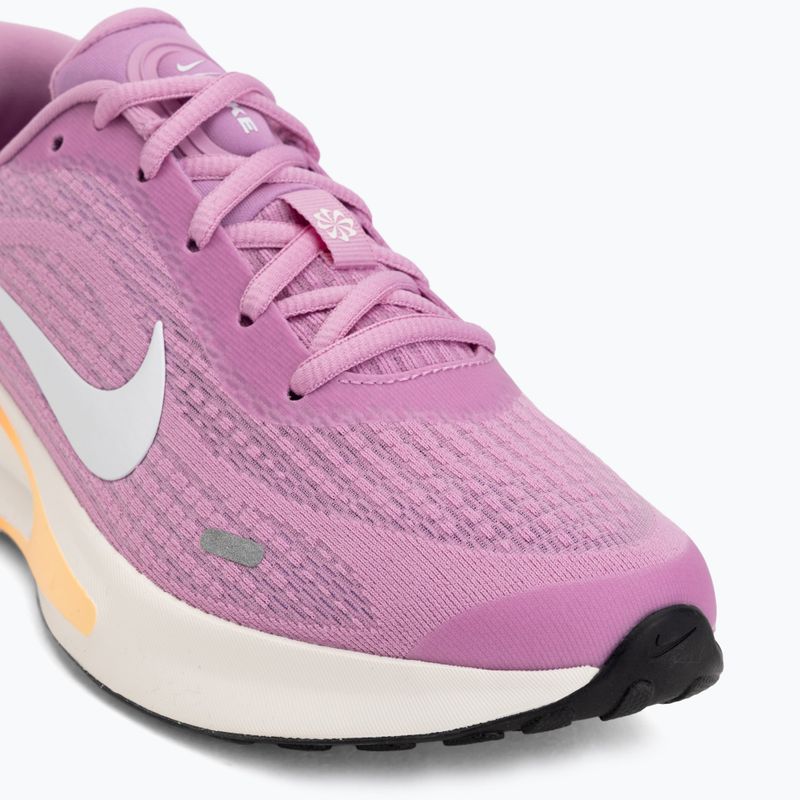 Кросівки для бігу жіночі Nike Journey Run light magenta/black/chalk/white 7