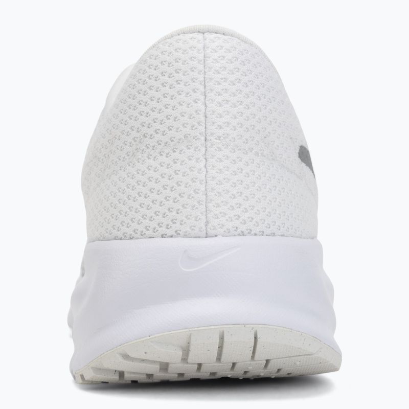 Кросівки для бігу чоловічі Nike Run Defy summit white/white/black/metallic silver 6
