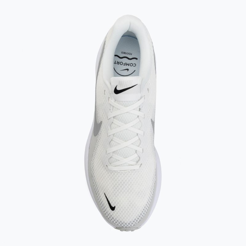 Кросівки для бігу чоловічі Nike Revolution 8 summit white/white/metallic silver 5