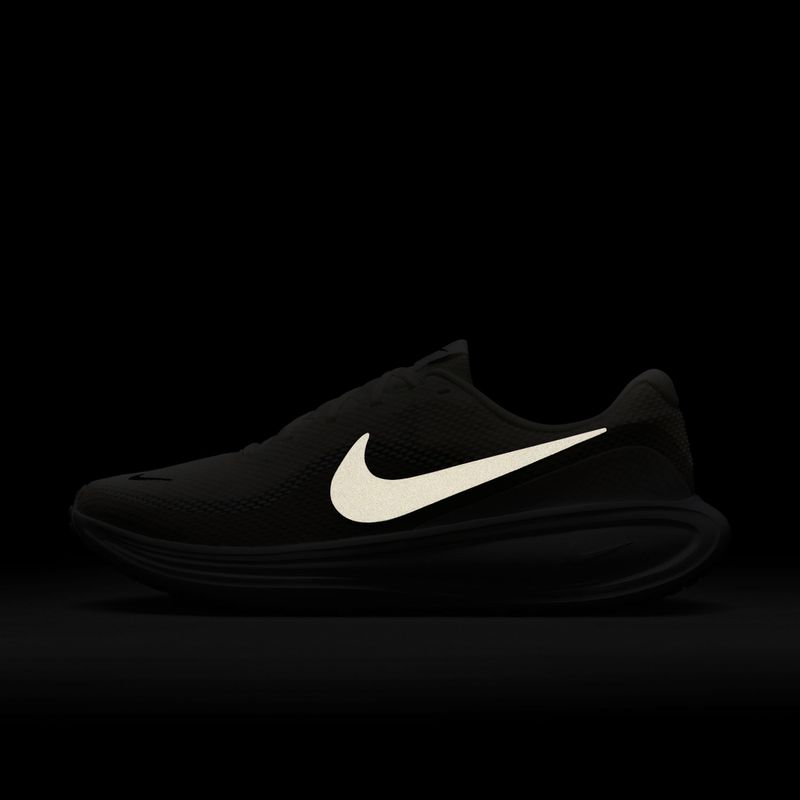 Кросівки для бігу чоловічі Nike Revolution 8 summit white/white/metallic silver 3