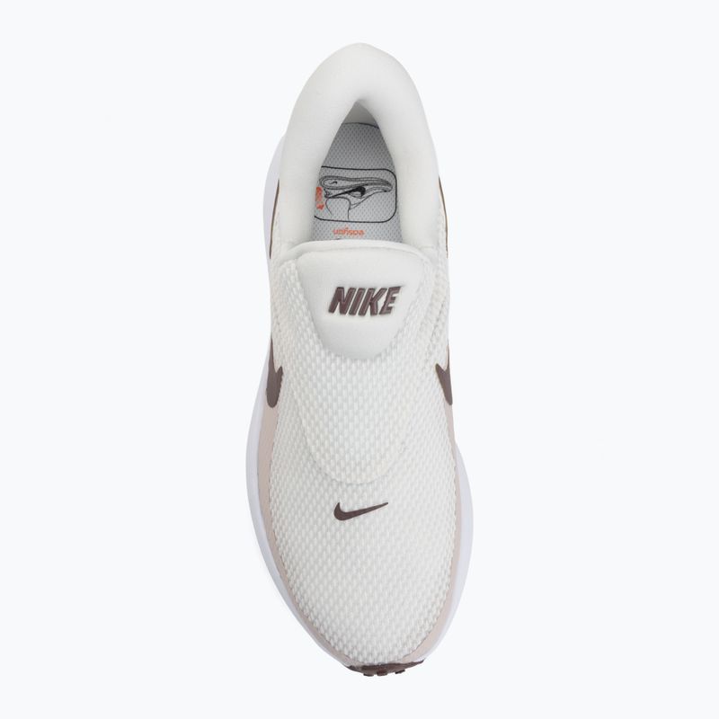 Кросівки для бігу жіночі Nike Revolution 8 EasyOn phantom/white/silt red/tattoo 5