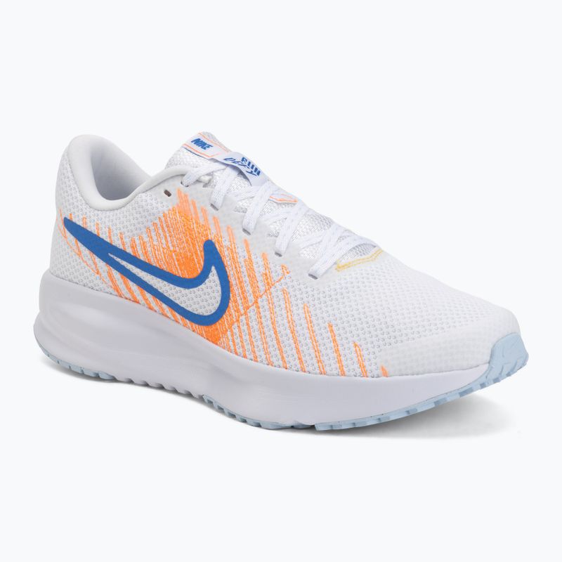 Кросівки для бігу чоловічі Nike Run Defy white/topaz gold/blue crystal