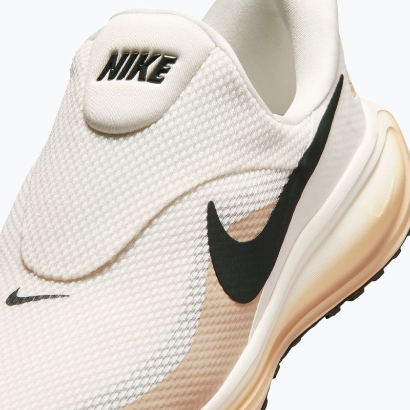Кросівки для бігу чоловічі Nike Revolution 8 EasyOn pale ivory/sail/linen/black spruce 3