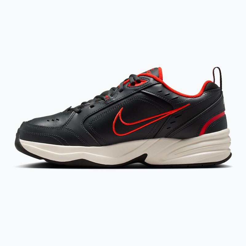 Кросівки для тренувань чоловічі Nike Air Monarch IV dark smoke grey/picante red/black 2