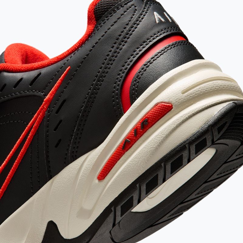Кросівки для тренувань чоловічі Nike Air Monarch IV dark smoke grey/picante red/black 4