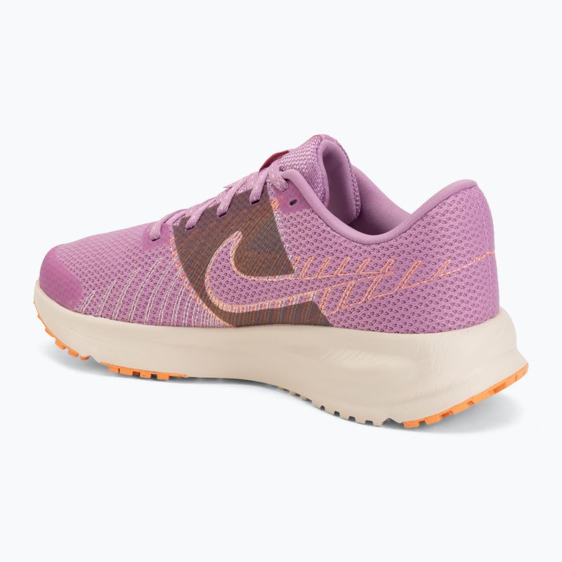 Кросівки для бігу жіночі Nike Run Defy light magenta/chalk/orange pulse/black 3