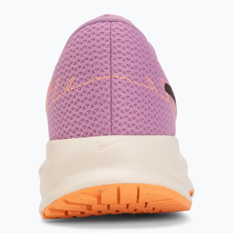 Кросівки для бігу жіночі Nike Run Defy light magenta/chalk/orange pulse/black 6