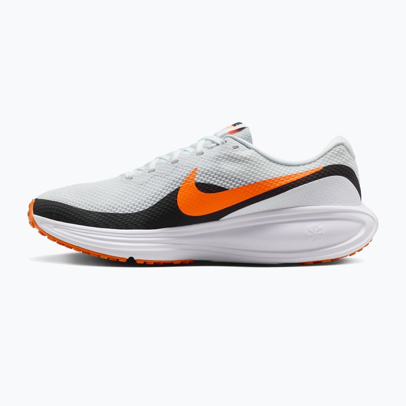 Кросівки для бігу чоловічі Nike Revolution 8 off white/white/black/total orange 2