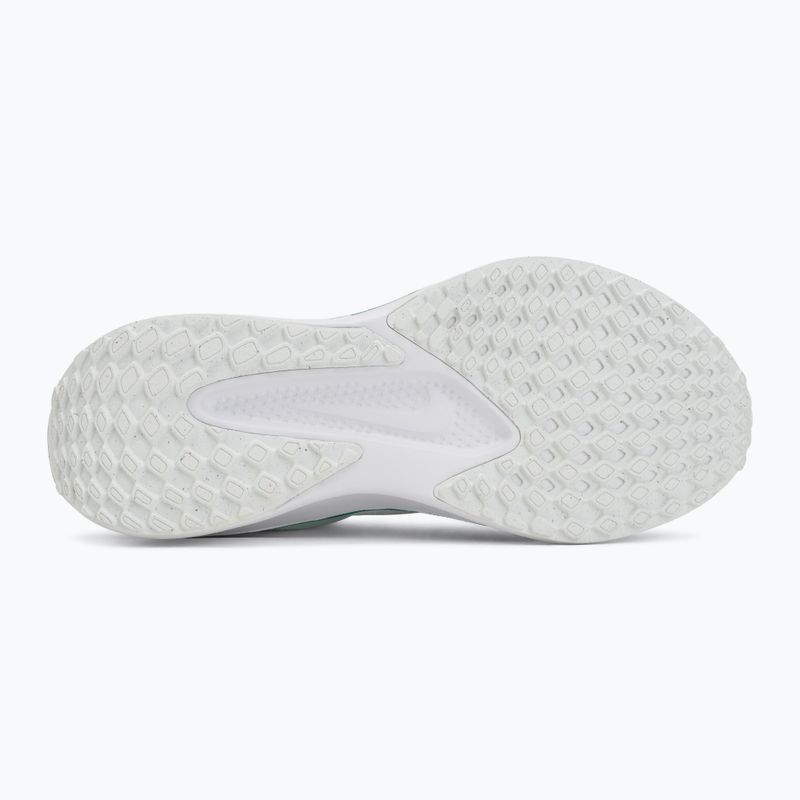 Кросівки для бігу жіночі Nike Quest 6 barely green/white/metallic silver 4