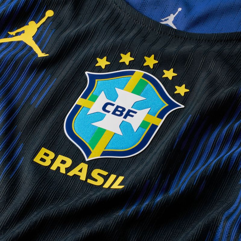 Футболка футбольна чоловіча Nike Brazil 2026 Match Away Soccer Authentic 11