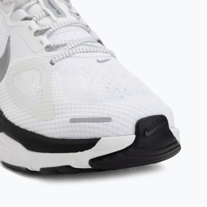 Кросівки для бігу чоловічі Nike Structure Plus summit white/metallic silver-black 7