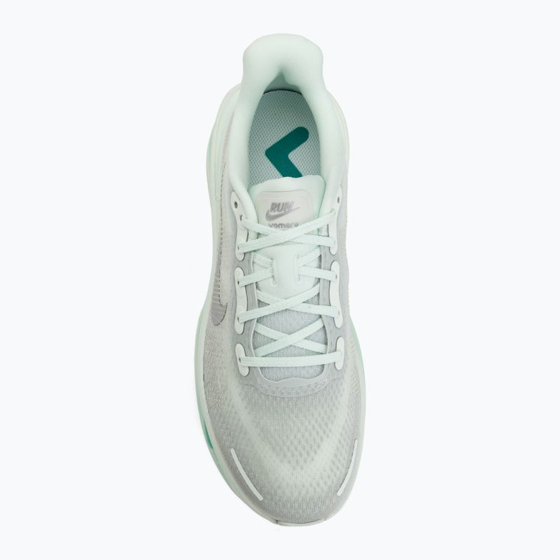 Кросівки для бігу жіночі Nike Vomero Premium barely green/metallic silver 5