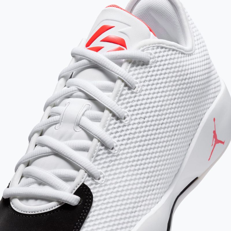Кросівки для баскетболу чоловічі Nike Jordan Luka 77 white/black/sail/bright crimson 4