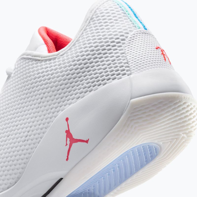 Кросівки для баскетболу чоловічі Nike Jordan Luka 77 white/black/sail/bright crimson 5
