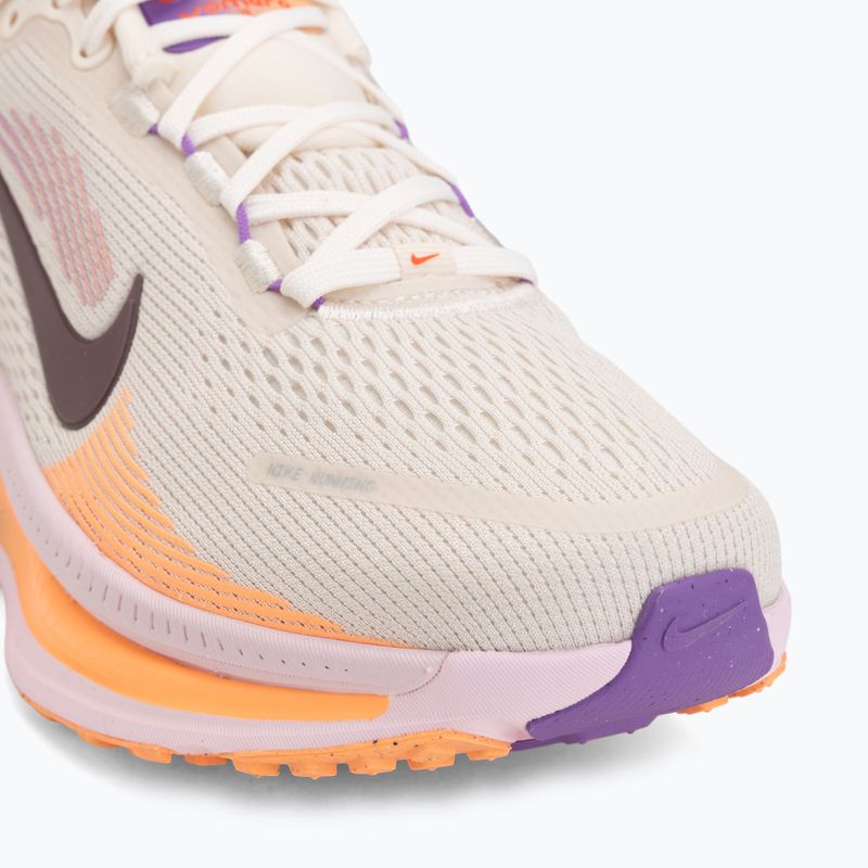 Кросівки для бігу жіночі Nike Vomero 18 chalk/pink foam/bright violet/tattoo 7