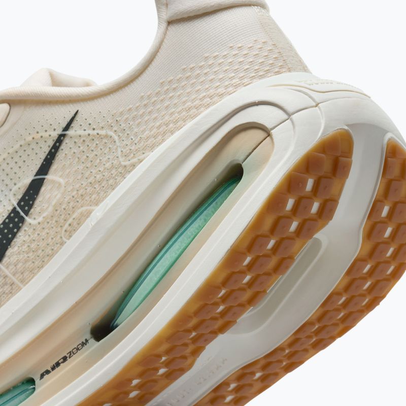 Кросівки для бігу чоловічі Nike Vomero Premium pale ivory/sanddrift/black spruce 4