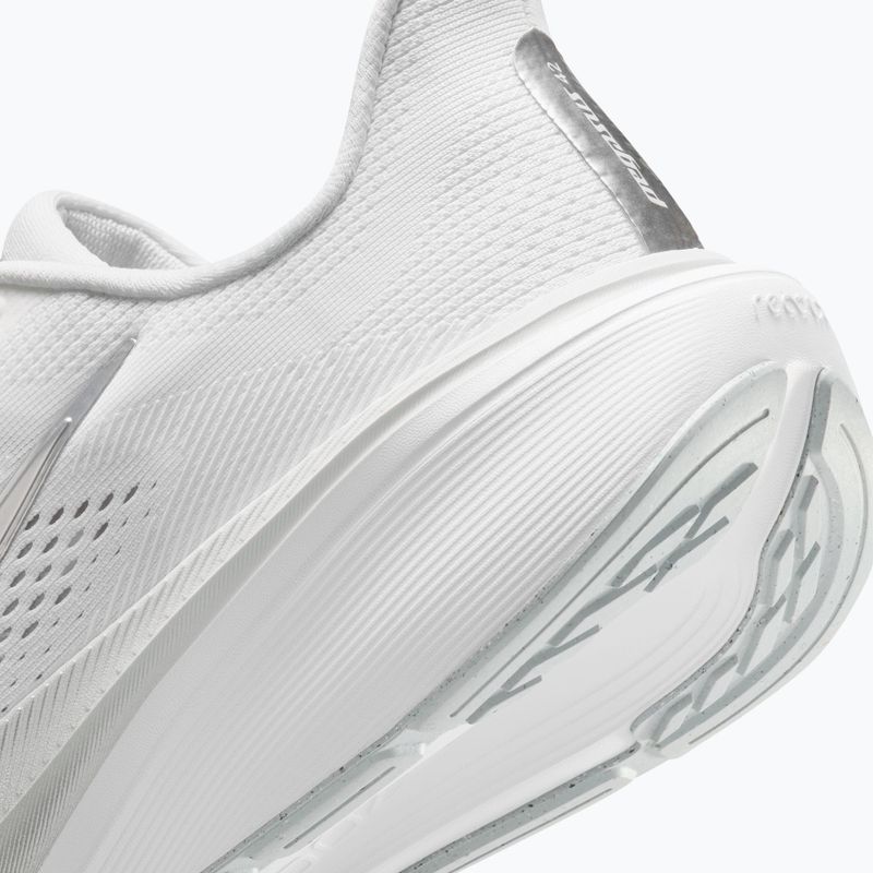 Кросівки для бігу жіночі Nike Pegasus 42 white/wolf grey/metallic silver 4