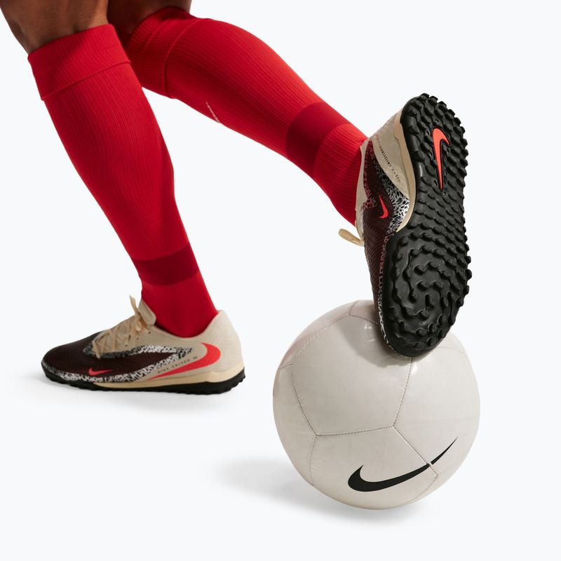 Кросівки футбольні чоловічі Nike United Phantom 6 Low Academy TF burgundy crush/fossil/university red 4