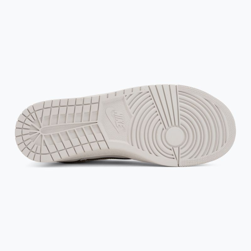 Жіночі кросівки Air Jordan Skyline Low swan/black/metallic gold 4