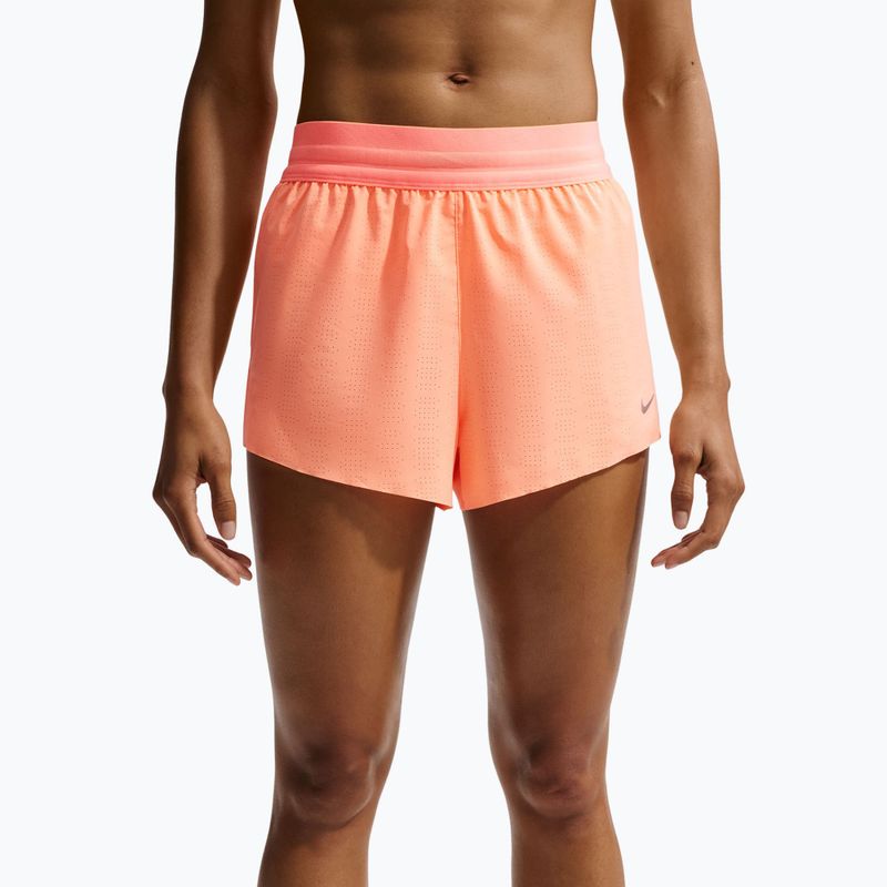 Шорти для бігу чоловічі Nike Swift Breathe Dri-Fit Mid-Rise 2.5" orange pulse/photon dust