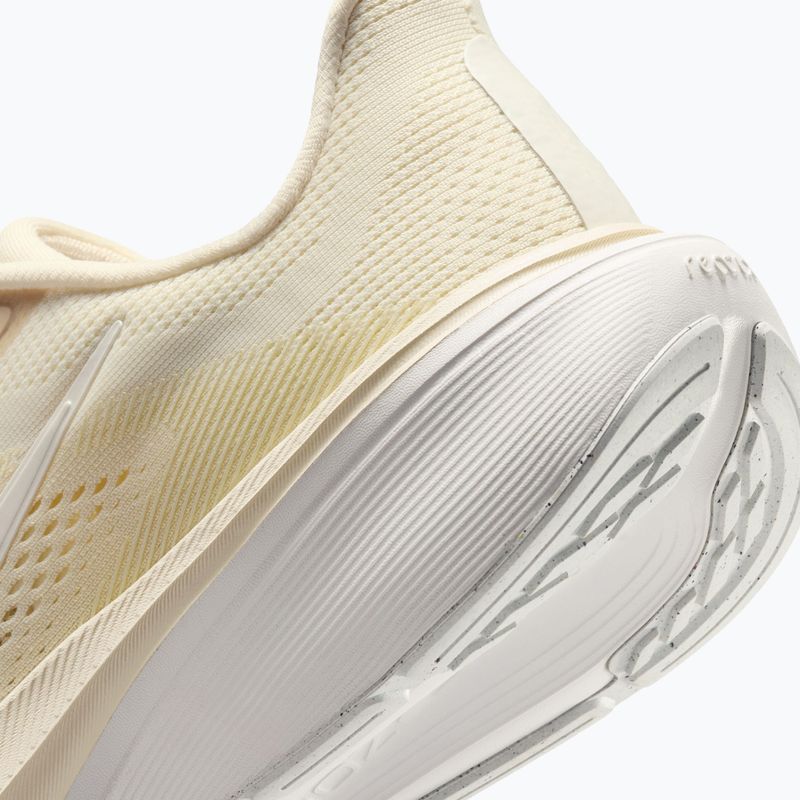 Кросівки для бігу жіночі Nike Pegasus 42 pale ivory/coconut milk/summit white 4