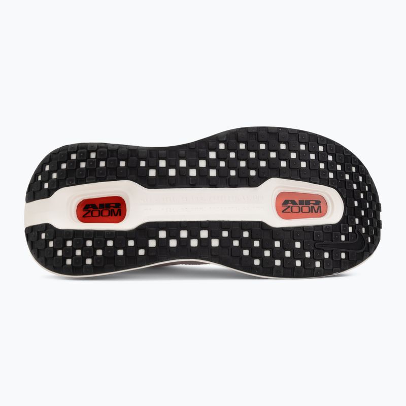 Кросівки для бігу чоловічі Nike Vomero Premium white/racer blue/bright crimson/black 4