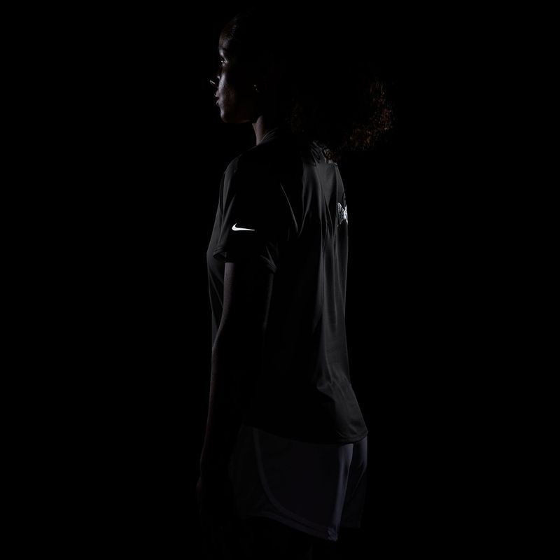 Футболка для бігу жіноча Nike Swift Dri-Fit medium ash 7