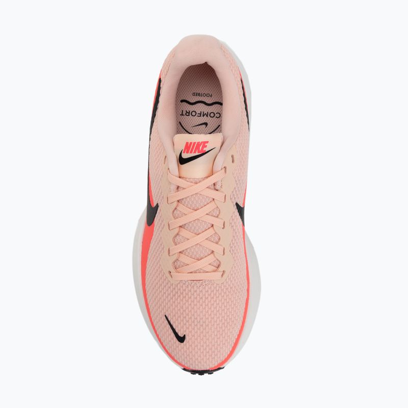 Кросівки для бігу жіночі Nike Revolution 8 arctic orange/white/flash crimson/black 5