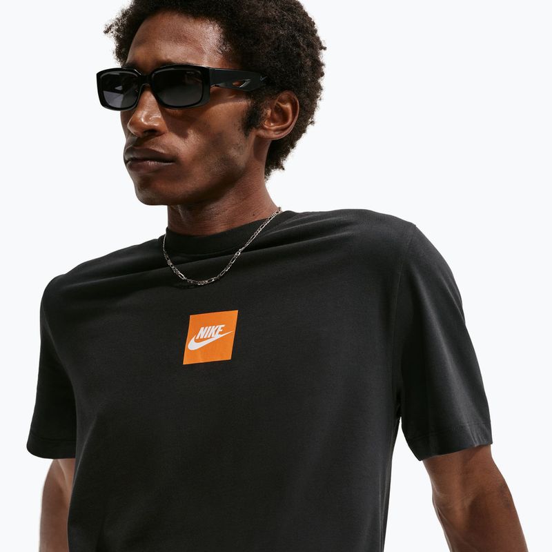 Футболка чоловіча Nike Sportswear black/white 4